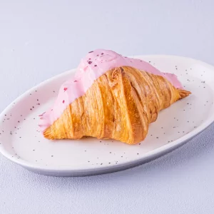 Круассан клубничный | Мечтатели
